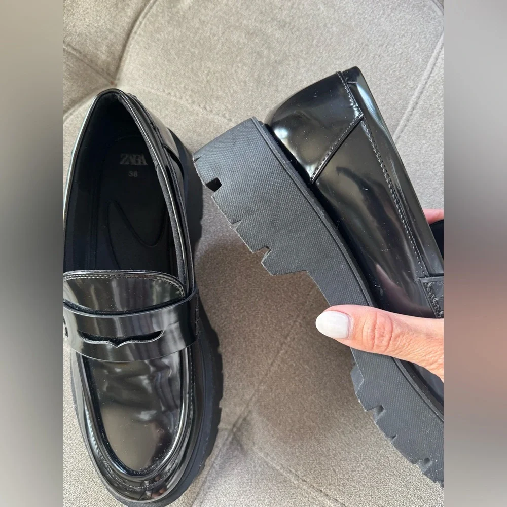 Zara Women Black Loafers - Picture 5 of 5